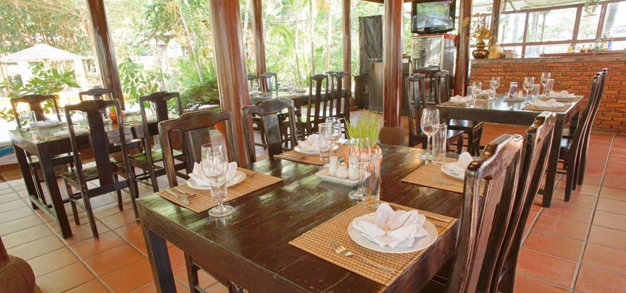 מואי נה Fishing Village Hotel מראה חיצוני תמונה